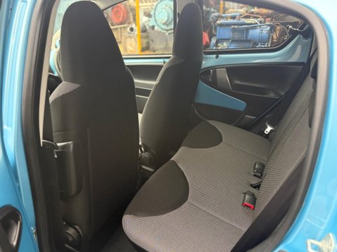 Toyota Aygo 1.0 VVT-i Move Euro 5 5dr 12
