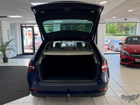 Skoda Superb 2.0 TSI SE L Executive DSG Euro 6 (s/s) 5dr 93