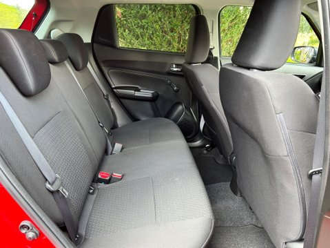 Suzuki Swift ATTITUDE DUALJET 5