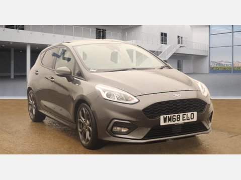 Ford Fiesta ST-LINE 1
