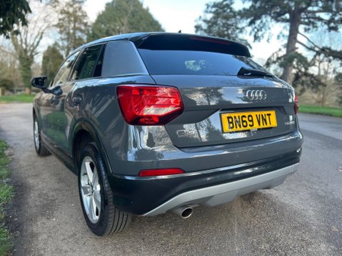 Audi Q2 TFSI SPORT 20