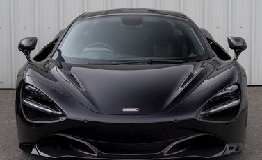 McLaren 720S Performance 4