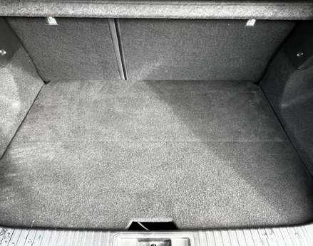 Renault Captur 1.6 Captur Techno E-Tech PHEV Auto 5dr 70