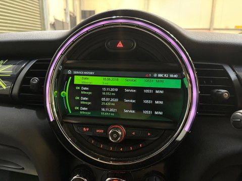 Mini Hatch 2.0 John Cooper Works Euro 6 (s/s) 3dr 28