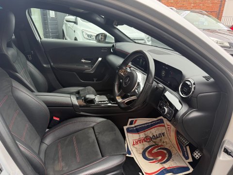 Mercedes-Benz A Class A 200 D AMG LINE 8