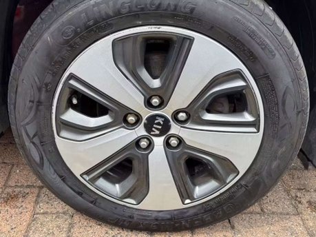 Kia Niro 1.6h GDi 2 SUV 5dr Petrol Hybrid DCT Euro 6 (s/s) (139 bhp) 9