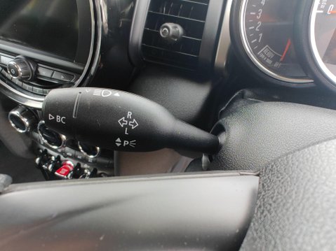 Mini Hatch 1.5 Cooper Auto Euro 6 (s/s) 5dr 73