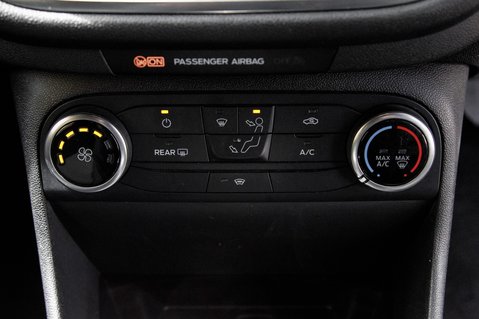 Ford Fiesta ST-LINE 33