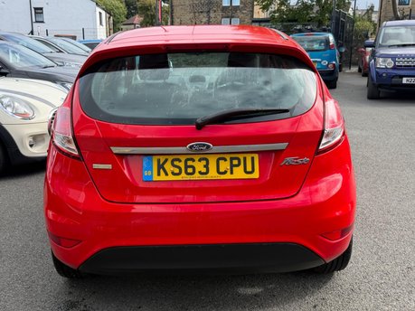 Ford Fiesta ZETEC 8