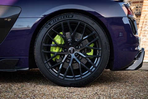 Audi R8 5.2 FSI V10 Plus S Tronic quattro Euro 6 (s/s) 2dr 9