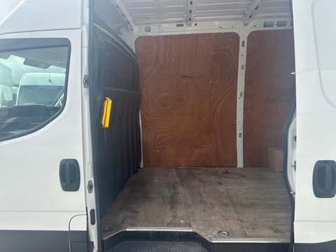 Iveco Daily 35S14VB 16