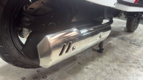 Royal Alloy GT 2019 ONLY 2K NEW MOT CUSTOM SCOOTER LEARNER LEGAL 125CC 44