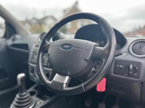 Ford Fiesta ZETEC CLIMATE 16V 17