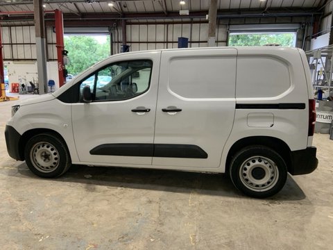 Peugeot Partner BLUEHDI PROFESSIONAL PREMIUM PLUS L1 12
