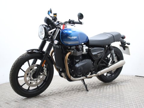 Triumph Street Twin BONNEVILLE STREET TWIN 10