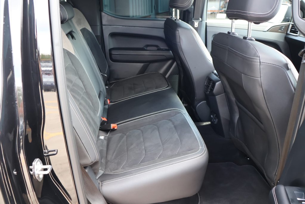 Volkswagen Amarok STYLE 4MOTION Full styling pack over 10k spend looks stunning  18