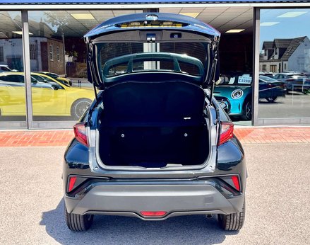 Toyota C-HR 1.8 C-HR Icon HEV CVT 5dr 59
