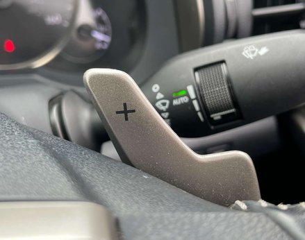 Lexus Is 2.5 IS 300h Advance CVT 4dr 56