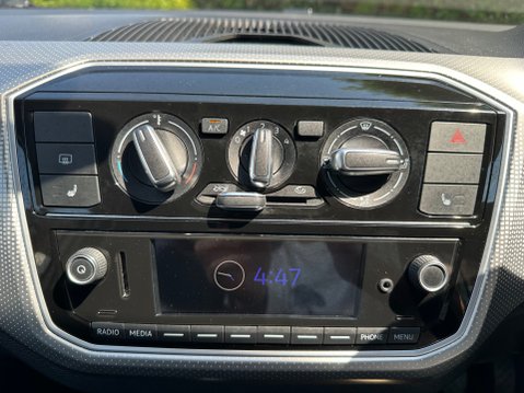 Volkswagen Up HIGH UP 18
