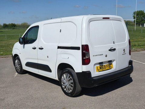 Peugeot Partner 1.5 BlueHDi 1000 Professional Standard Panel Van SWB Euro 6 5dr 9