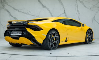 Lamborghini Huracan Tecnica 3