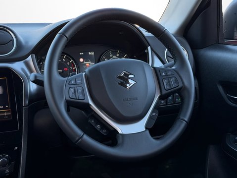 Suzuki Vitara 1.5 Hybrid Motion 5dr AGS 19