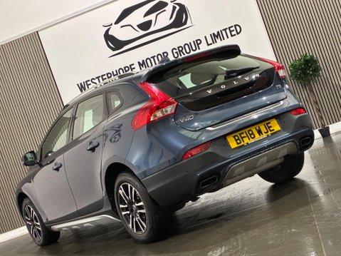 Volvo V40 1.5 T3 Auto Euro 6 (s/s) 5dr 10