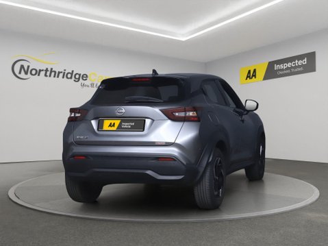 Nissan Juke 1.0 DIG-T N-Connecta DCT Auto Euro 6 (s/s) 5dr 9