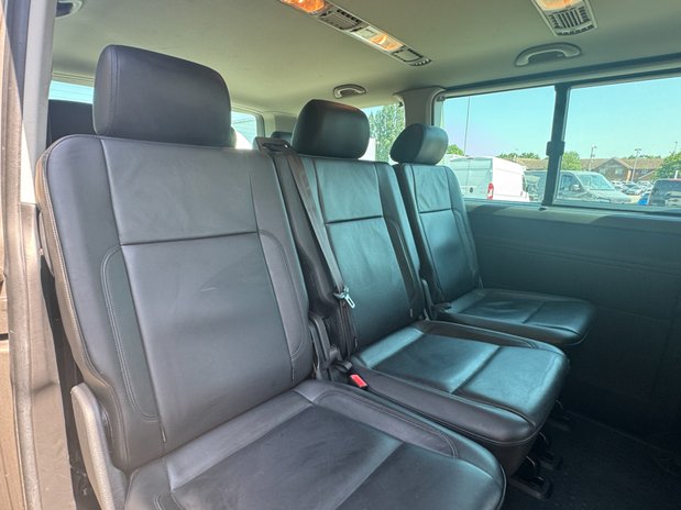 Volkswagen Transporter Shuttle (Sold) 2.0 TSI BlueMotion Tech SE Minibus Double Cab 5dr Petrol DSG FWD SWB 11