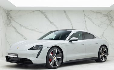 Porsche Taycan 4S 6