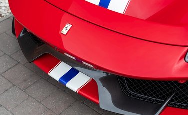 Ferrari 488 Pista 28