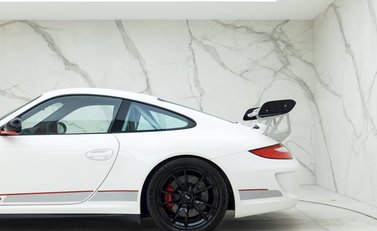 Porsche 911 GT3 RS 4.0 (997) 30