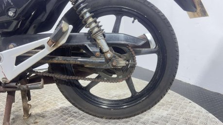 Yamaha YBR 125 2010 26K RUNNING PROJECT BIKE COMMUTER LEARNER BIKE 125CC 25