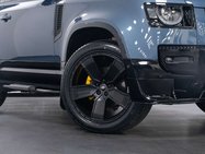 Land Rover Defender 3.0 Defender X-Dynamic SE D MHEV Auto 4WD 3dr 2