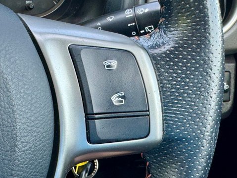 Toyota Yaris VVT-I SR 22