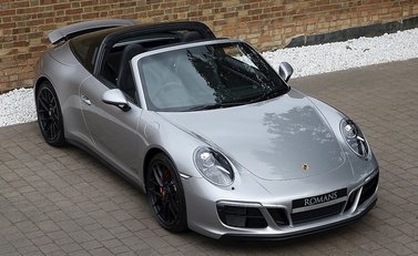 Porsche 911 (991) Targa 4 GTS 19
