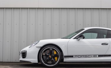 Porsche 911 Turbo S GB Edition (991) 31