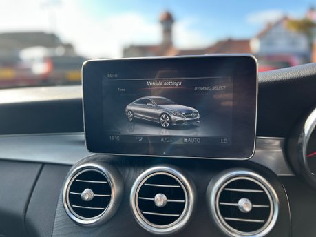 Mercedes-Benz C Class C 220 D AMG LINE PREMIUM PLUS COUPE 33