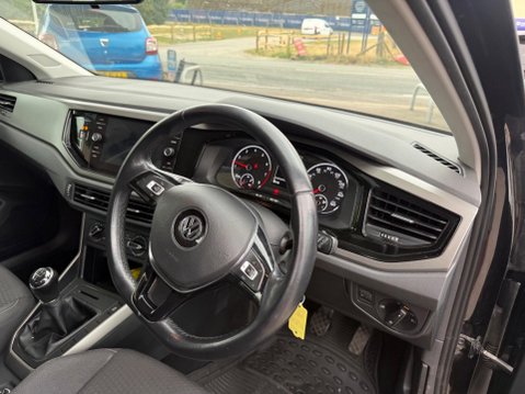 Volkswagen Polo 1.0 TSI SE Euro 6 (s/s) 5dr 14