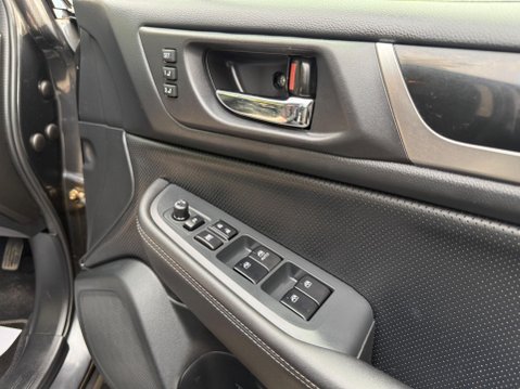 Subaru Outback 2.5i SE Premium Lineartronic 4WD Euro 6 (s/s) 5dr 23