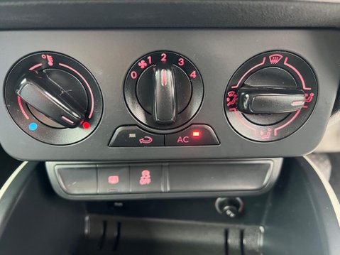 Audi A1 1.2 TFSI SE Euro 5 (s/s) 3dr 31