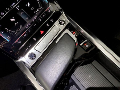 Audi E-Tron 50 Sport SUV 5dr Electric Auto quattro 71.2kWh (11kW Charger) (313 ps) One 17