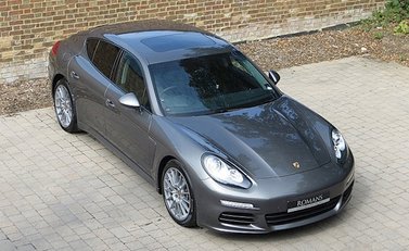 Porsche Panamera Diesel 6