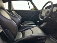 Porsche 911 CARRERA 4 43