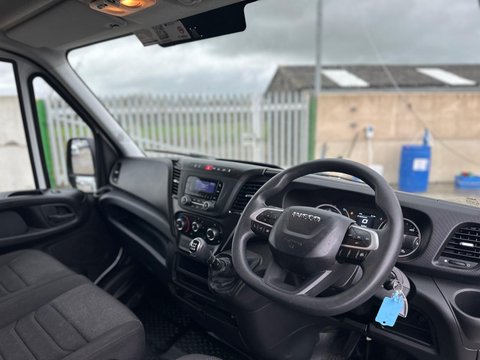 Iveco Daily 35S14VB 14