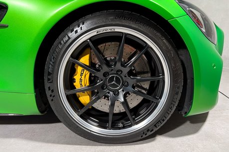 Mercedes-Benz AMG GT R FULL PPF. CARBON FIBRE PACK 1,2 & 3. CARBON ENGINE BAY. AMG TRACK PACK. 9
