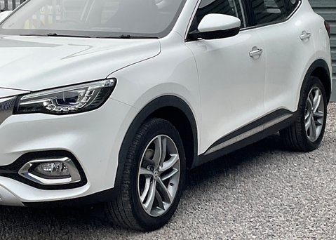 MG HS 1.5 T-GDI EXCLUSIVE 5