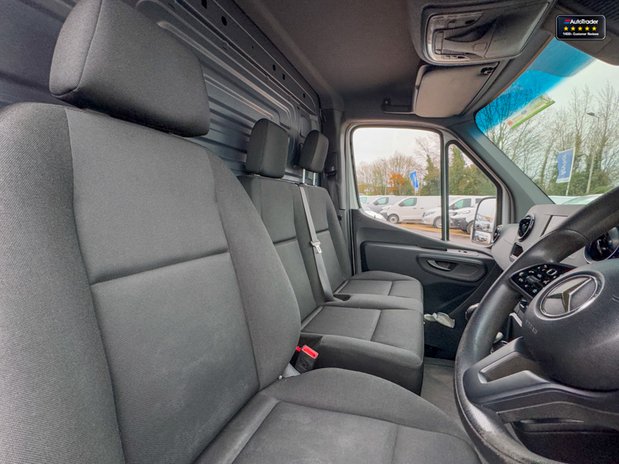 Mercedes-Benz Sprinter MWB L2H1 [SOLD CR] Low Roof 314 Sensors EURO 6 NO VAT SELECT 14