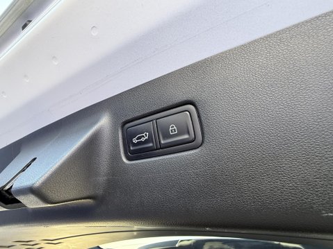 Hyundai SANTA FE 1.6 h T-GDi Calligraphy SUV 5dr Petrol Hybrid Auto Euro 6 (s/s) (7Seat) (21 26