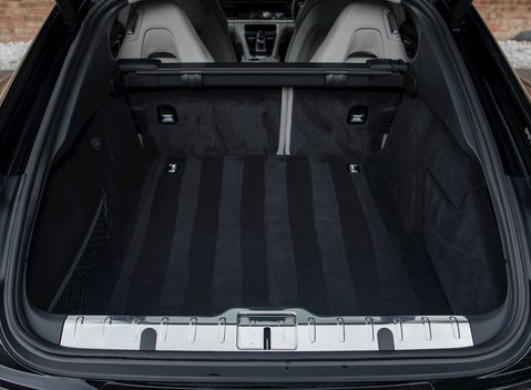 Porsche Panamera Turbo S E-Hybrid 32